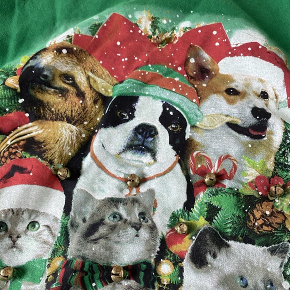 Fifth Sun Christmas Holiday Womens XL sweatshirt Cats & Dogs Sloth Green Fleece - Picture 5 of 12